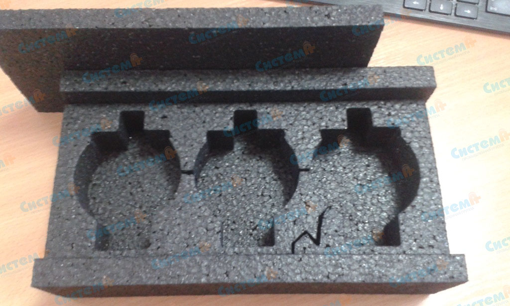 Упаковали хрупкое оборудование